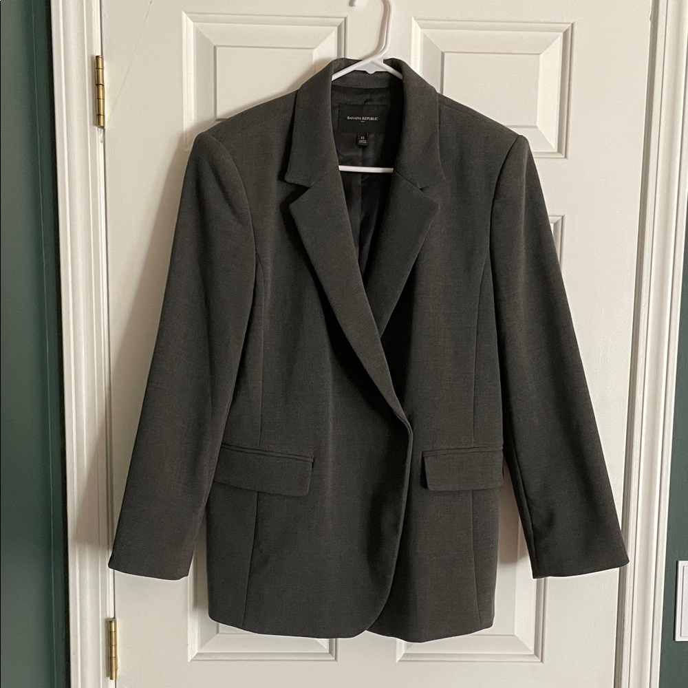 Banana Republic Women's dark gray blazer, size 12